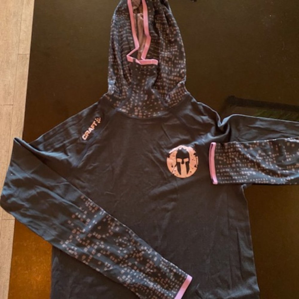 Super lightweight Craft hooded running jacket